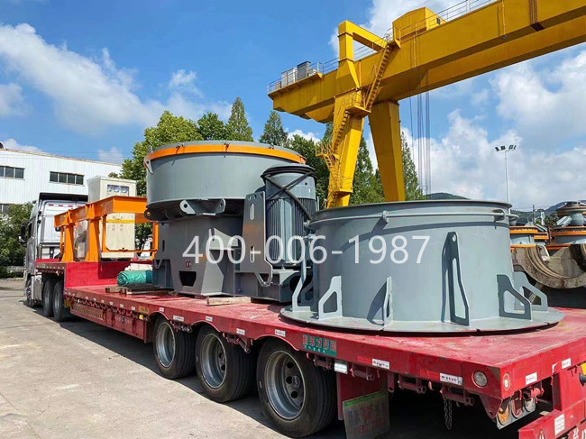 雙金單缸圓錐機(jī)發(fā)貨現(xiàn)場(chǎng)