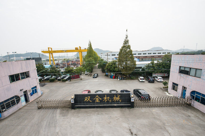 雙金機(jī)械廠門