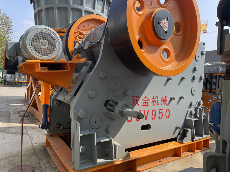 雙金機(jī)械顎式破碎機(jī)