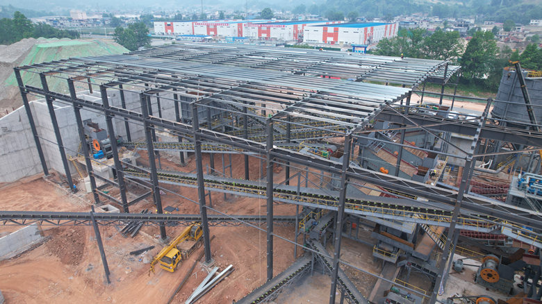 四川雅安時(shí)產(chǎn)800噸生產(chǎn)線現(xiàn)場(chǎng)