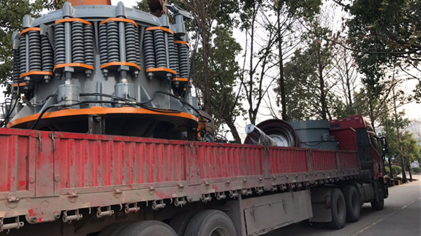 圓錐機發(fā)貨