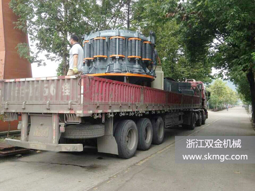浙江雙金機(jī)械圓錐破碎機(jī)