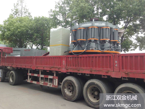 浙江雙金機(jī)械圓錐破碎機(jī)