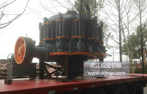 浙江雙金機(jī)械圓錐破碎機(jī)