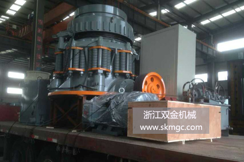 浙江雙金機(jī)械圓錐式破碎機(jī)