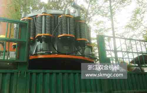 浙江雙金機械圓錐式破碎機