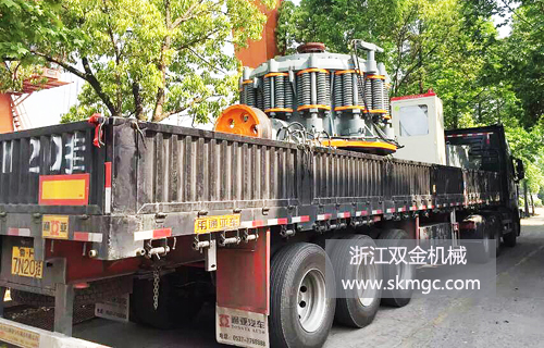浙江雙金機(jī)械圓錐式破碎機(jī)