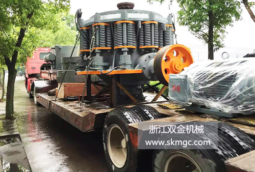 浙江雙金機(jī)械圓錐式破碎機(jī)