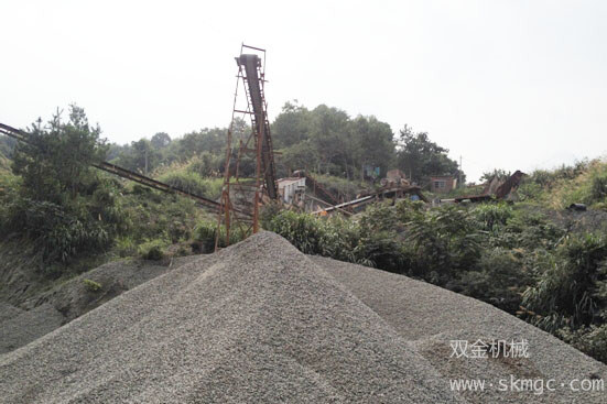 湖北省黃岡市蘄春縣漕河鎮(zhèn)甕門碎石廠