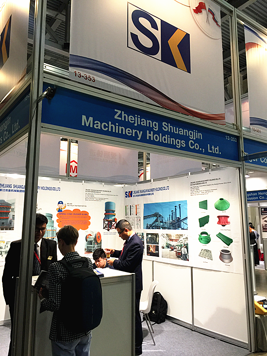 雙金礦山機(jī)械設(shè)備吸引客戶關(guān)注