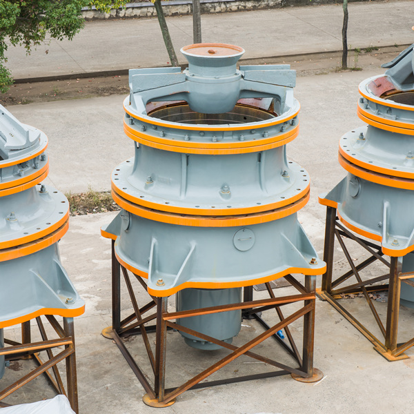 雙金機(jī)械“SKY1200單缸液壓圓錐破碎機(jī)”順利通過省首臺（套）產(chǎn)